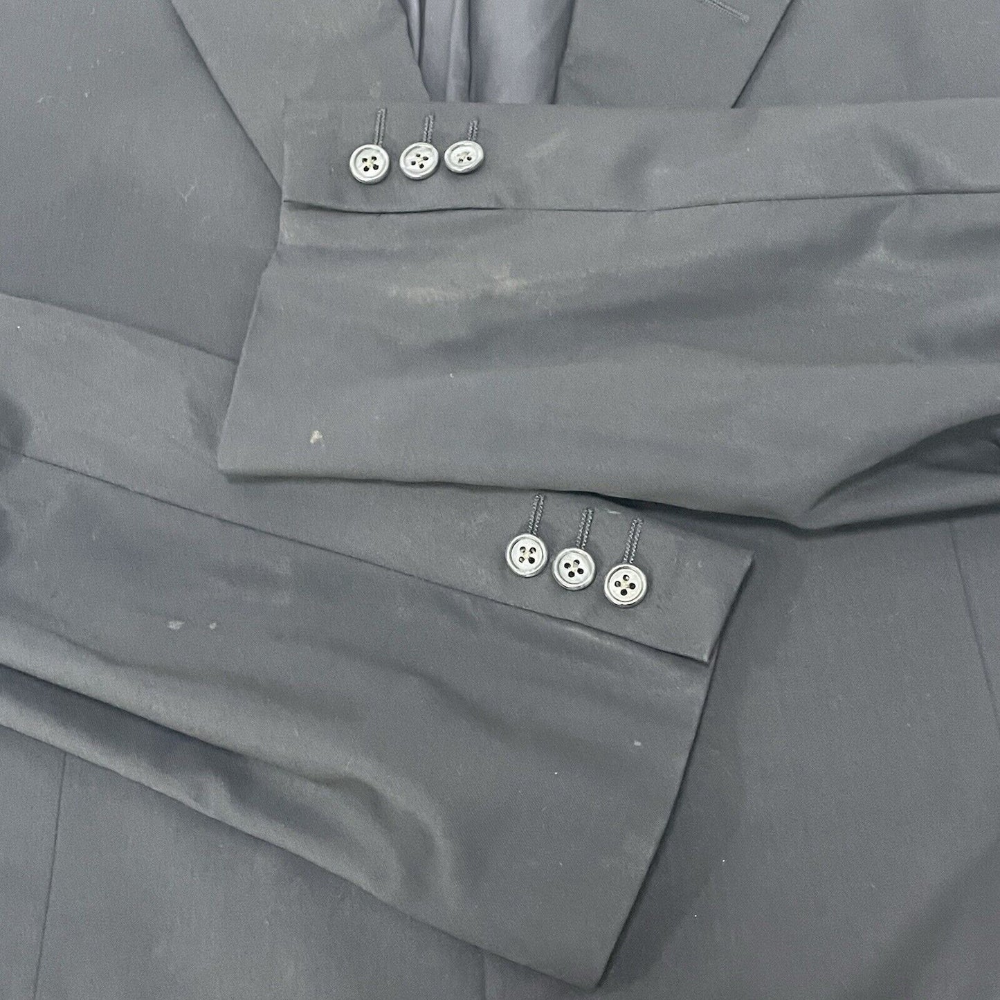Jack Victor Montreal Black Wool Valere CT Super 110’s 2 Button Vented 42R *hole
