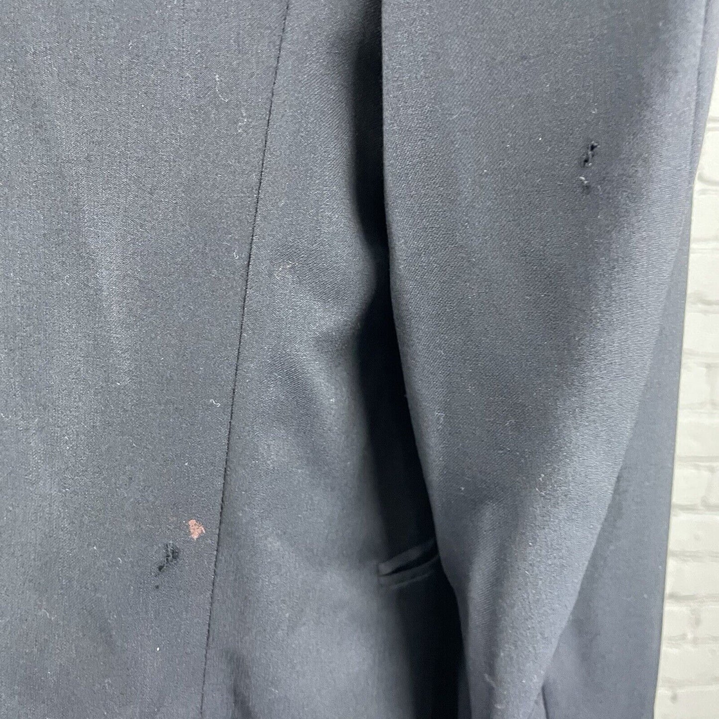 Jack Victor Montreal Black Wool Valere CT Super 110’s 2 Button Vented 42R *hole