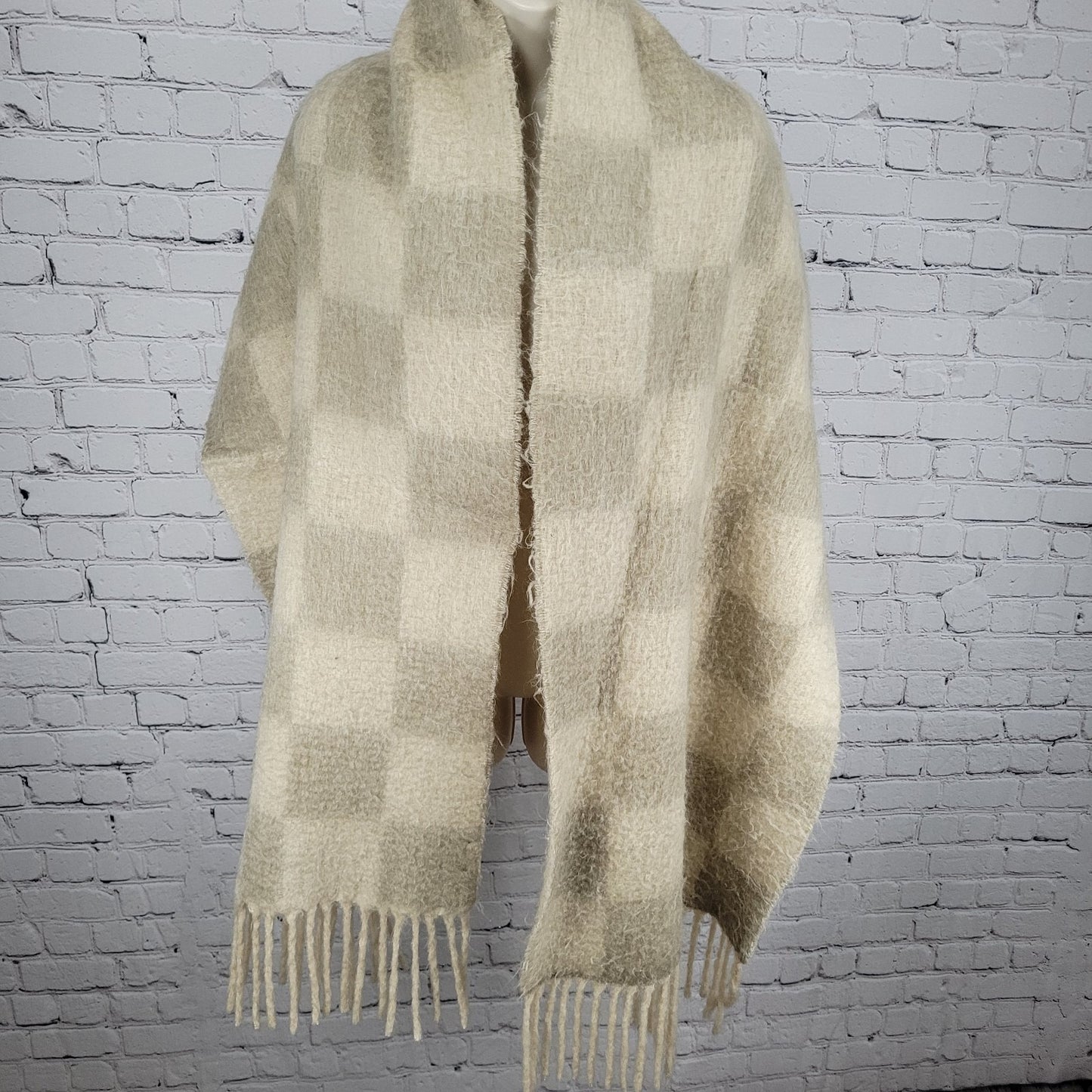 Madewell Beige Check Fringe Soft Rectangle Scarf Neckwarmer Shawl Wrap 77x18