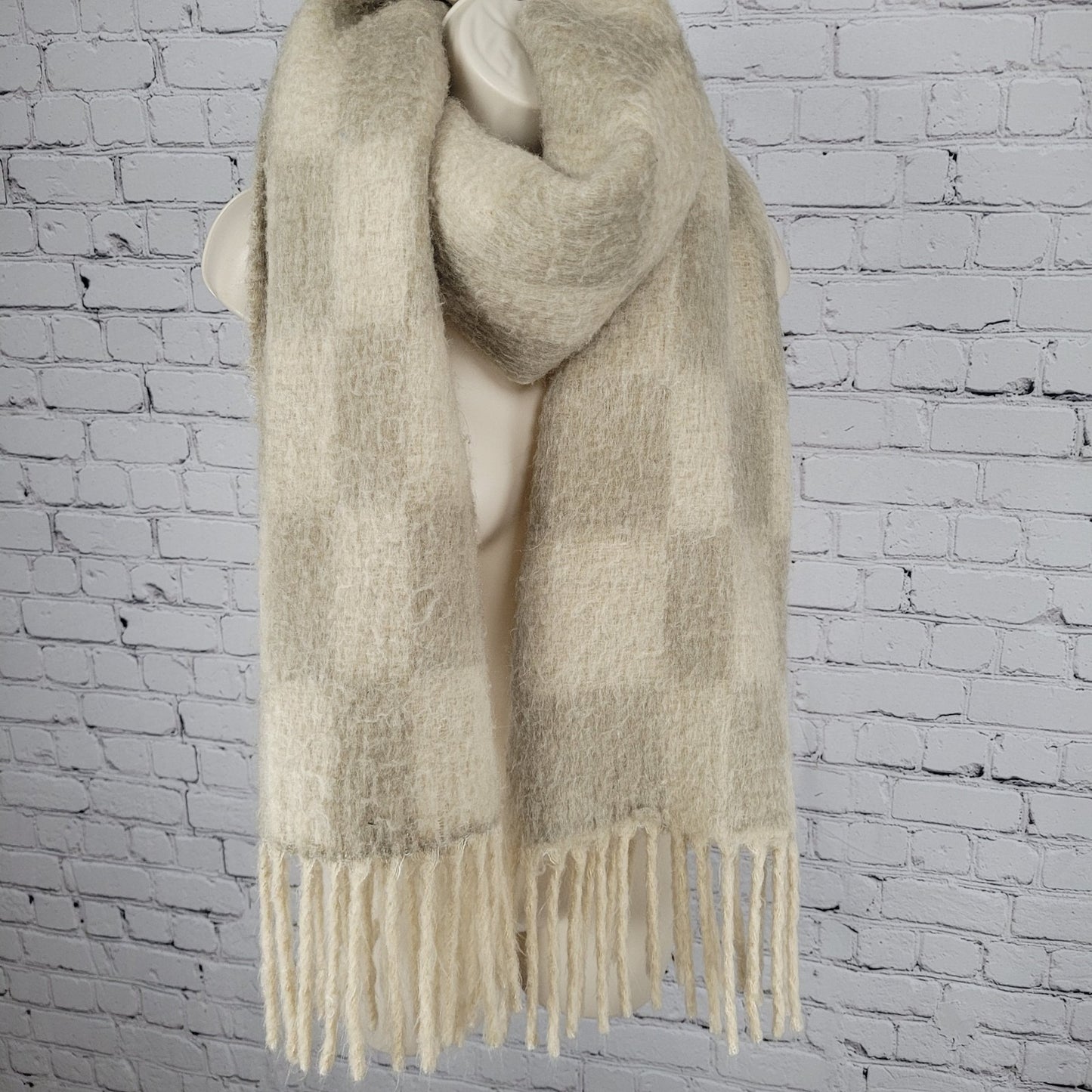 Madewell Beige Check Fringe Soft Rectangle Scarf Neckwarmer Shawl Wrap 77x18
