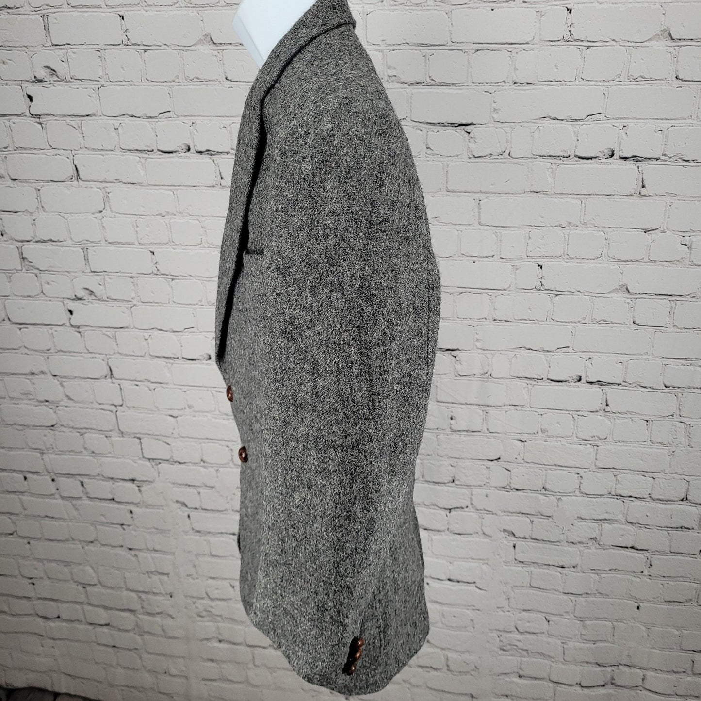 Harris Tweed Grey 100% Wool Handwoven 2 Button Vented Sport Coat Jacket Size 39