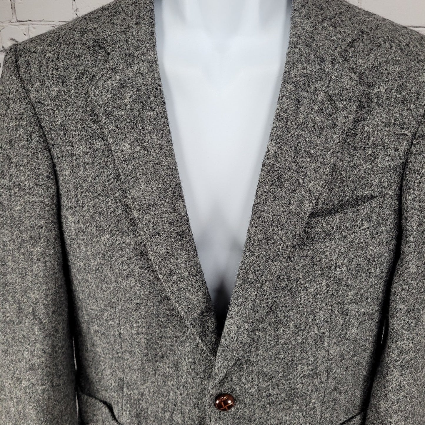 Harris Tweed Grey 100% Wool Handwoven 2 Button Vented Sport Coat Jacket Size 39