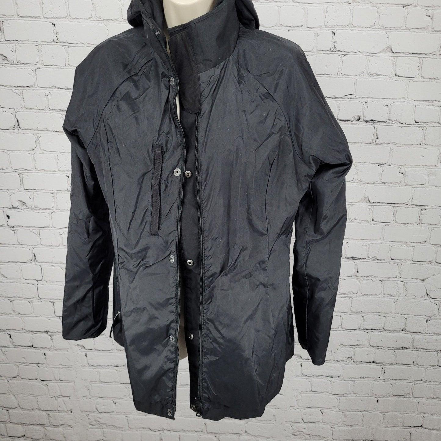 The North Face Black Hooded Full Zip Lightweight Jacket Size Medium M