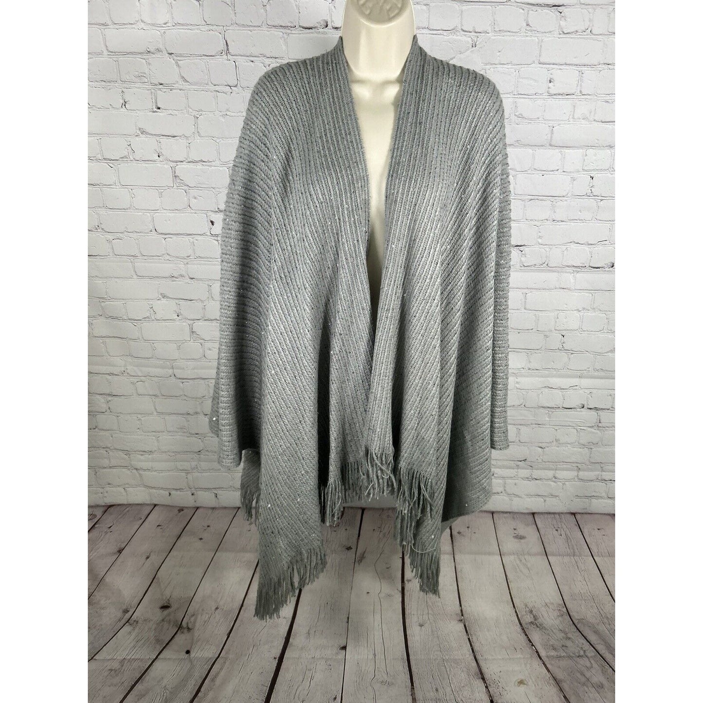 29 Palms Gray Sequined Knit Wrap Shawl With Fringe Women’s One Size