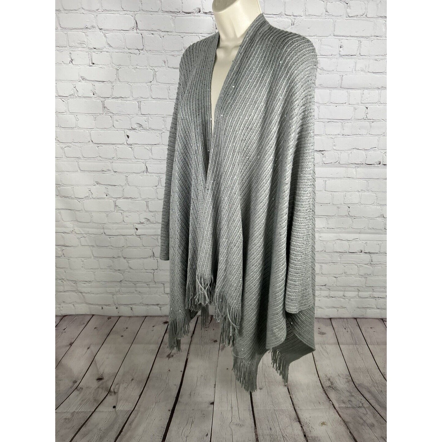 29 Palms Gray Sequined Knit Wrap Shawl With Fringe Women’s One Size