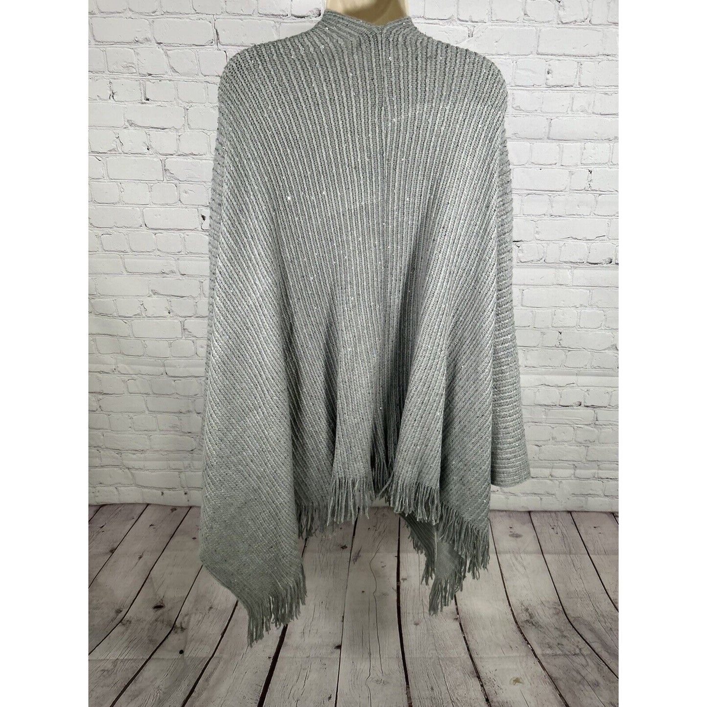 29 Palms Gray Sequined Knit Wrap Shawl With Fringe Women’s One Size