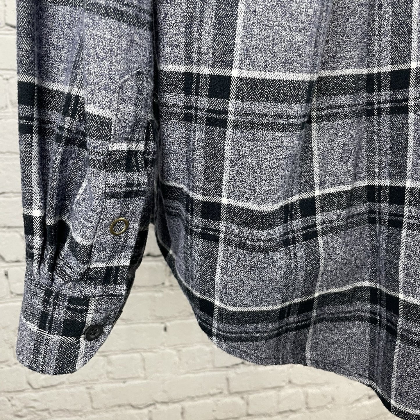 Samuel Adams Brist MFG Grey Plaid Flannel Button Up Long Sleeve Shirt Size XXL