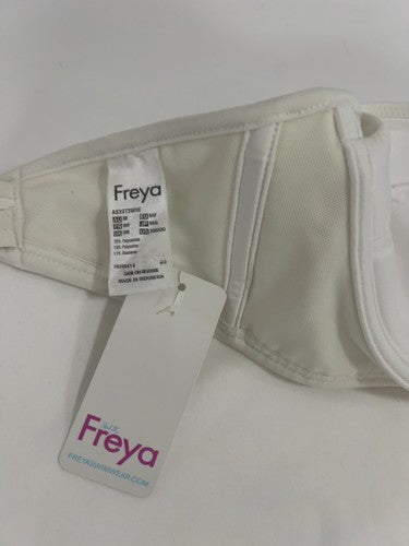 NWT Freya Swim Sundance White Crochet Lace High Neck Underwire Bikini Top 30DDD