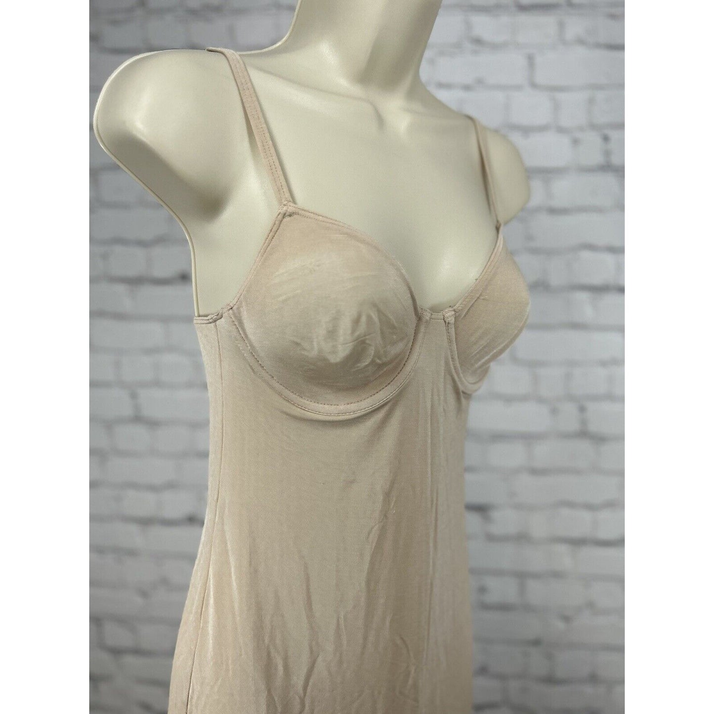 Calvin Klein Nude Adjustable Spaghetti Strap Unlined Demi Cup Midi Slip 34C