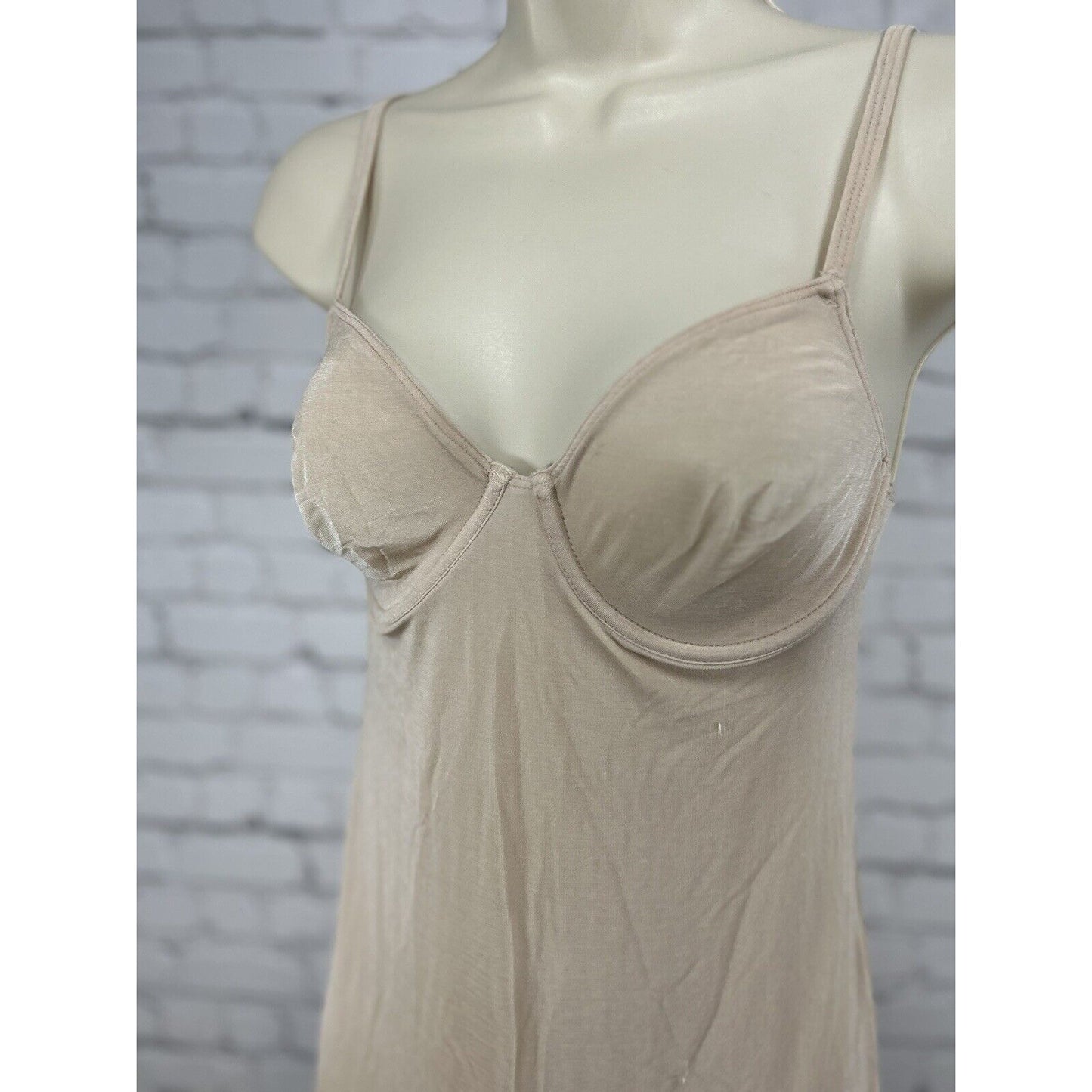 Calvin Klein Nude Adjustable Spaghetti Strap Unlined Demi Cup Midi Slip 34C