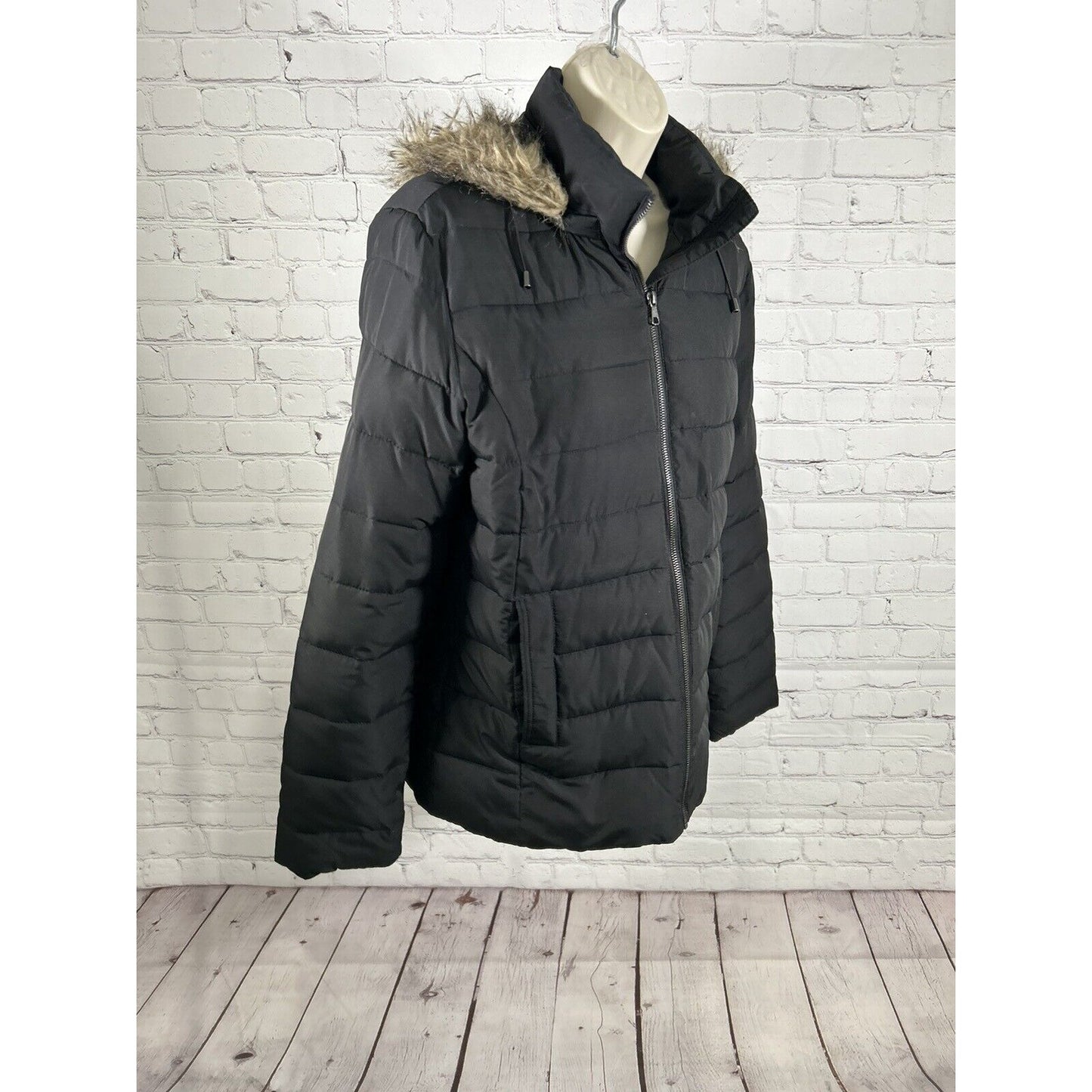 Banana Republic Black Full Zip Snap Off Fur Lined Hood Women’s Puffer Jacket M
