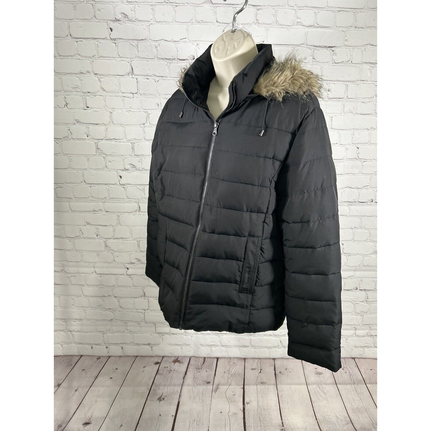 Banana Republic Black Full Zip Snap Off Fur Lined Hood Women’s Puffer Jacket M