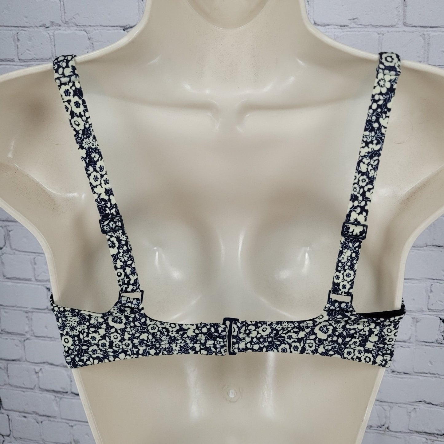 Everlane Blue & Beige Floral ReNew Removable Pads Adjustable Bikini Swimsuit Top