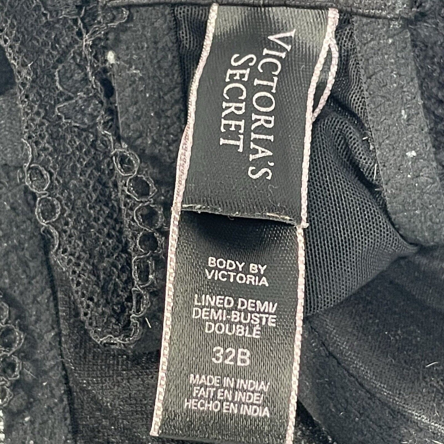 Victoria’s Secret Black Lace Body By Victoria Lined Demi Underwire Bra Size 32B