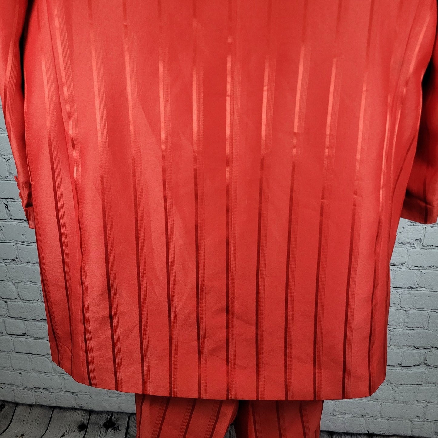 Vittorio St Angelo Red Satin Striped 2 Piece Suit Set Jacket Size 46 Pants 39x30