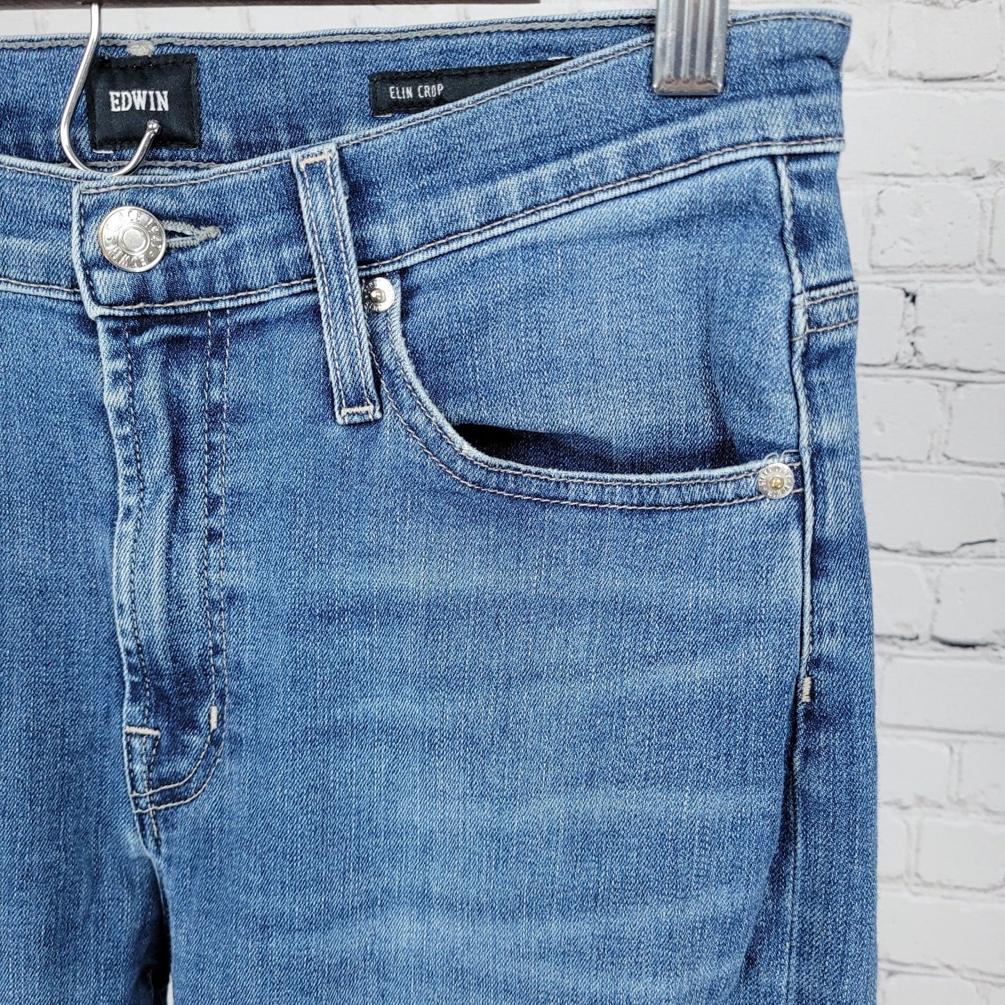 Edwin Blue Denim Elin Crop Straight Mid Rise Jeans USA Made Size 27 (27x25.5)