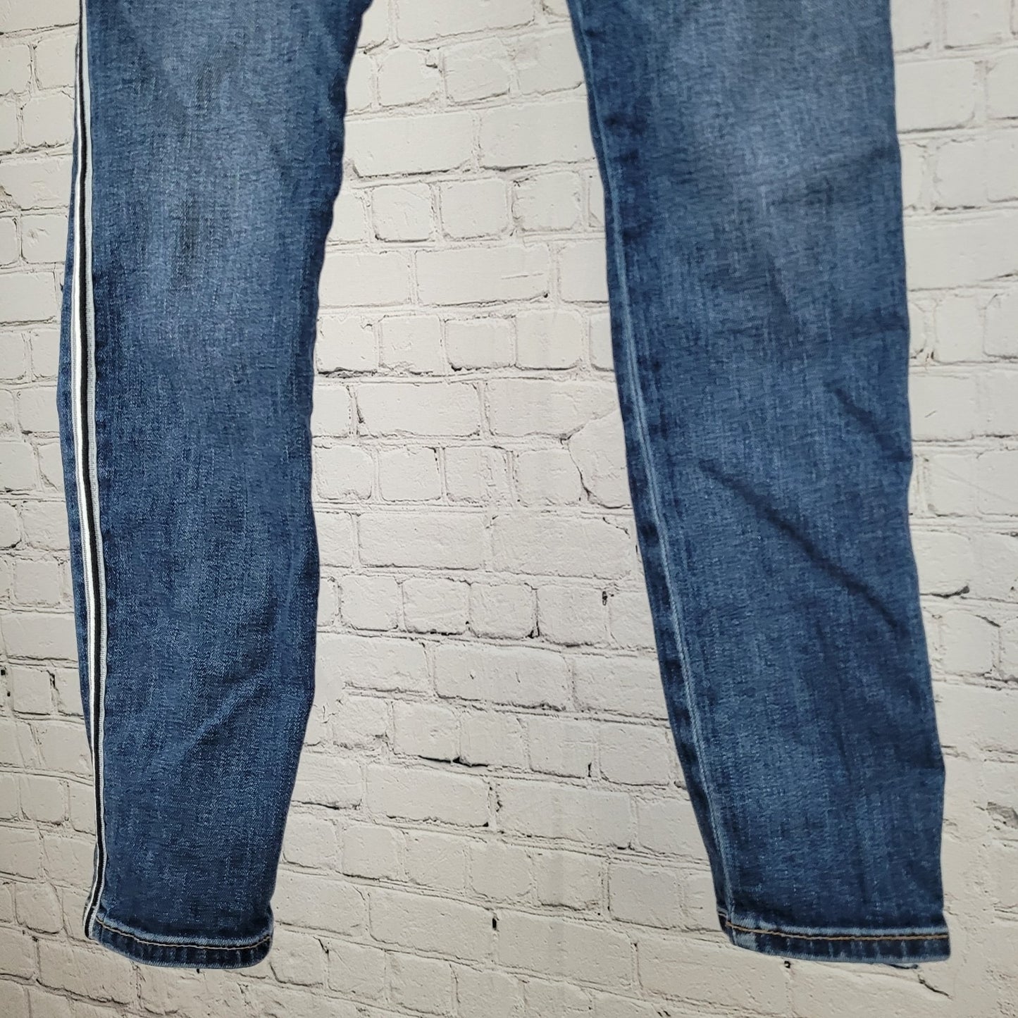 Hudson LA Blue Denim Barbara Super Skinny Mid Rise Stretch Jeans Size 27 (27x27)