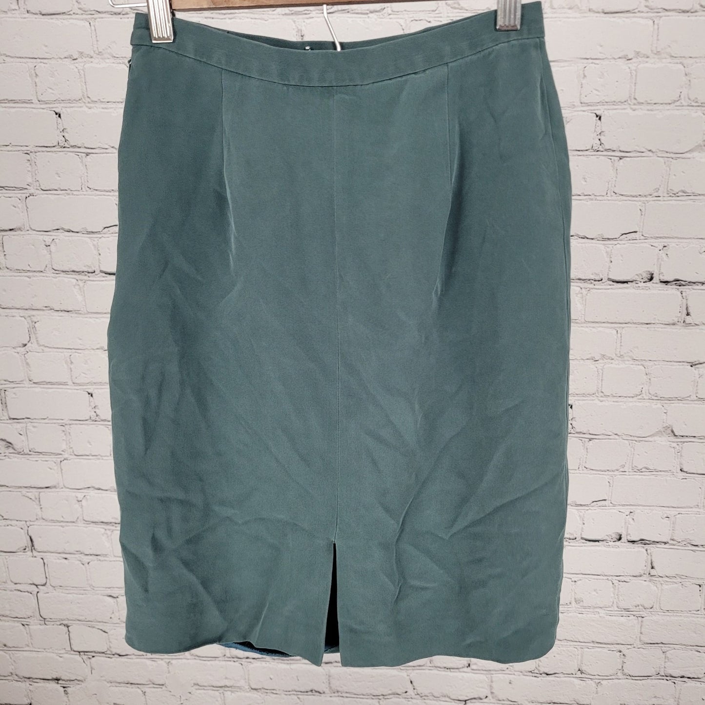 Jones New York Green 100% Silk Lightweight Lined Back Slit Skirt Size 4P