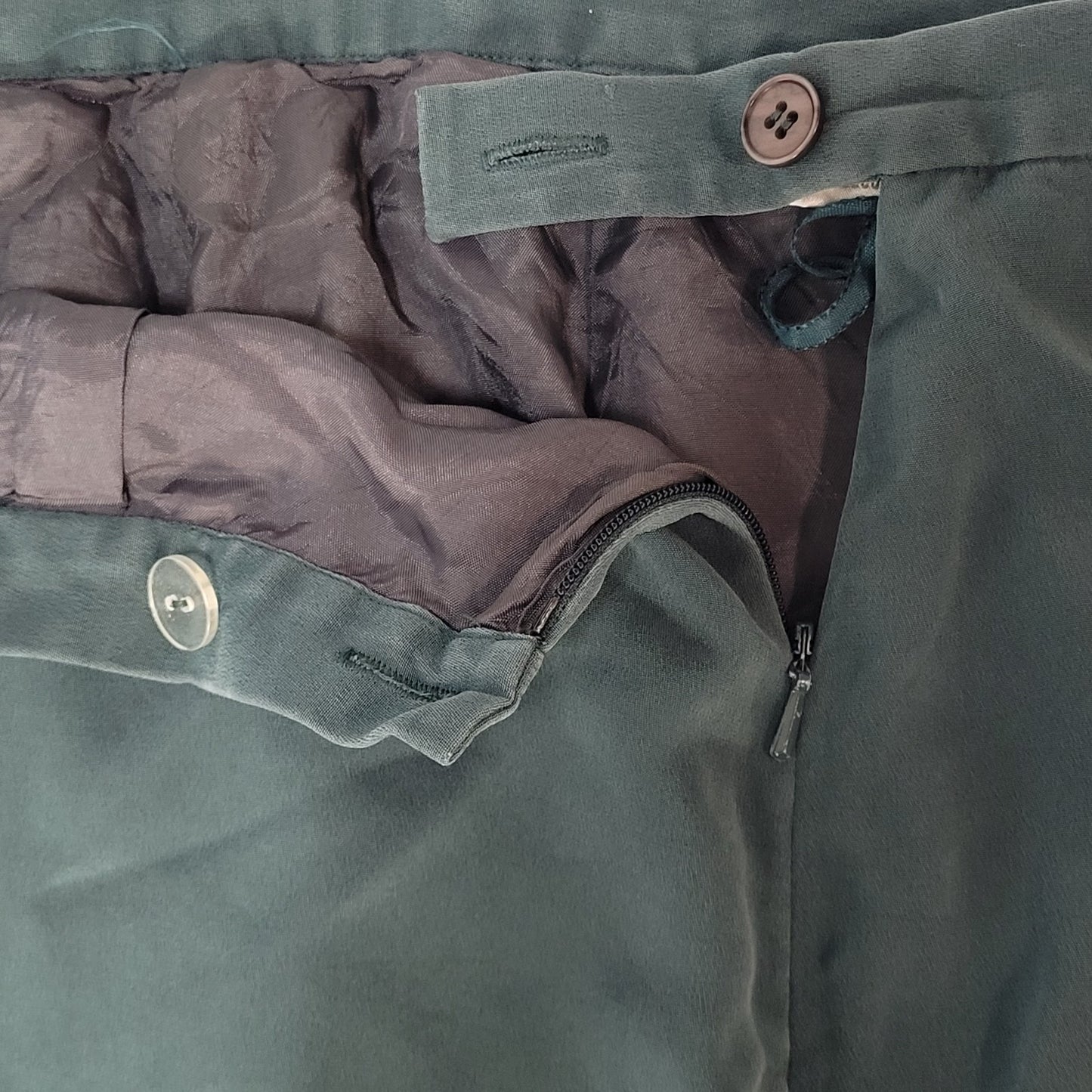Jones New York Green 100% Silk Lightweight Lined Back Slit Skirt Size 4P