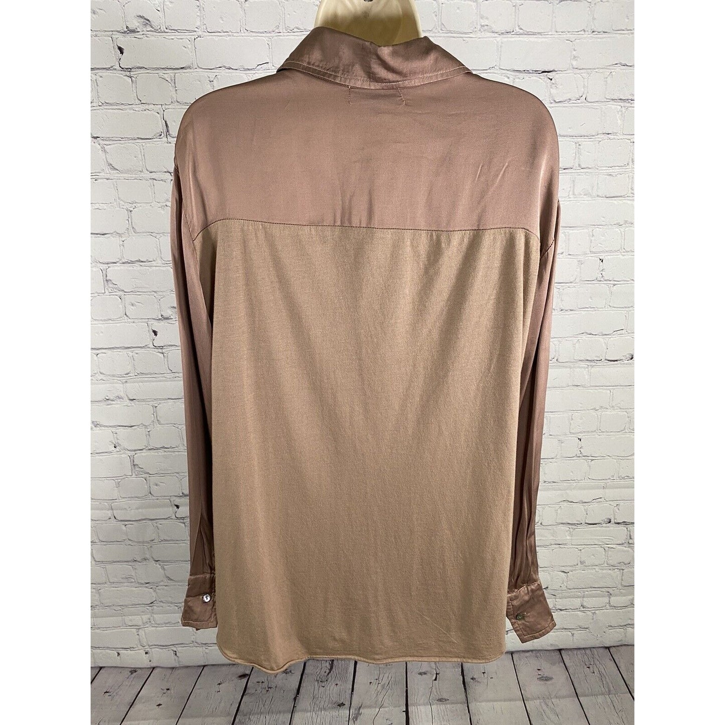 Michael Stars Brown Silky Oyster Shell Button Up Long Sleeve Blouse Womens S