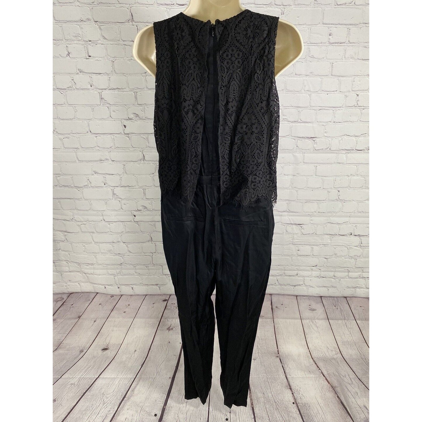 Ann Taylor LOFT Black Lace Sleeveless Back Zip Jumpsuit Women’s 0