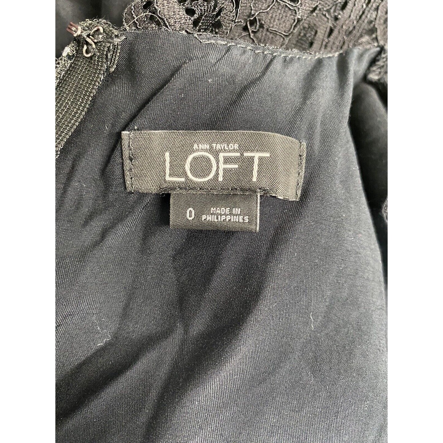 Ann Taylor LOFT Black Lace Sleeveless Back Zip Jumpsuit Women’s 0