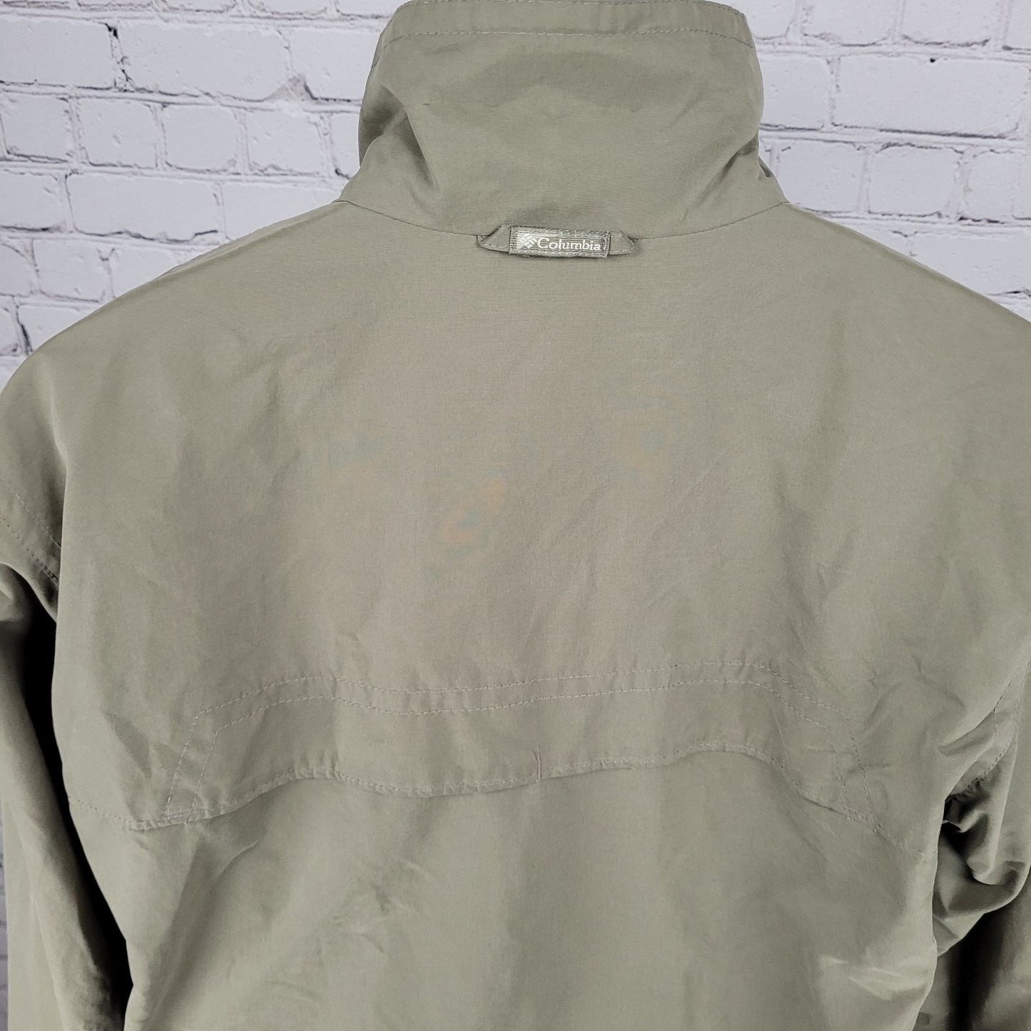 Columbia Green Khaki Mesh Lined Zipped Pockets Windbreaker Jacket Size Medium M