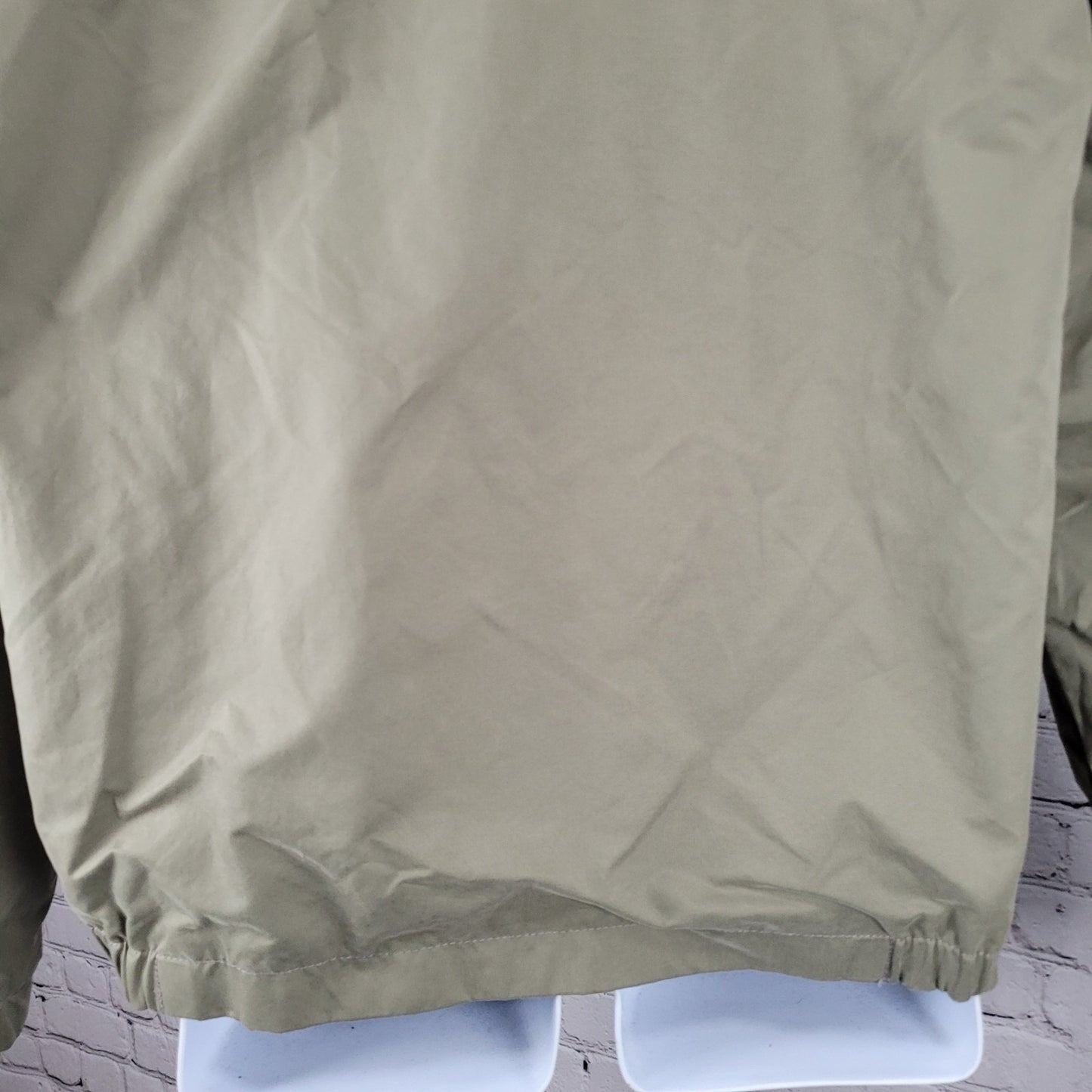 Columbia Green Khaki Mesh Lined Zipped Pockets Windbreaker Jacket Size Medium M