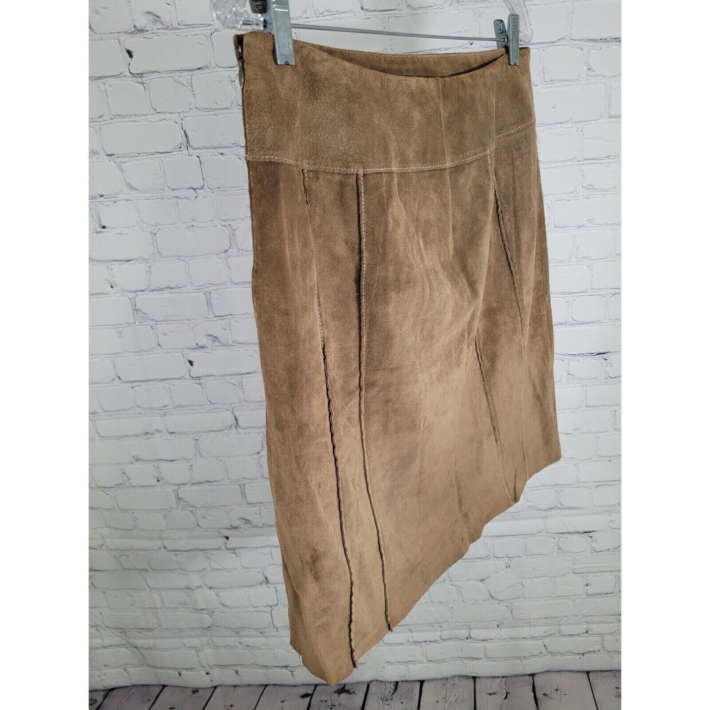 Ann Taylor 100% Leather Tan Suede Short Pencil Lined Pleated Skirt Womens Size 8