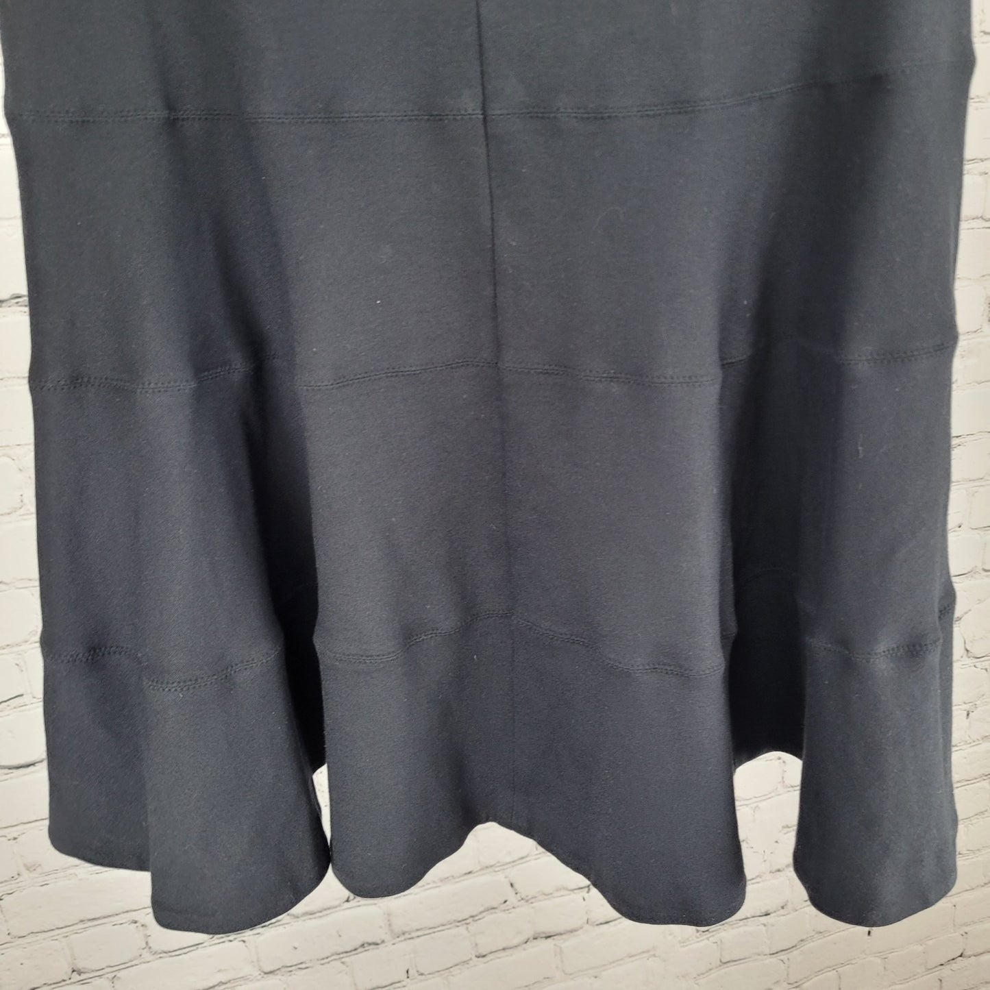 Land's End Black A Line Stretch Knee Length Skirt Size M/P Medium Petite (31x21)
