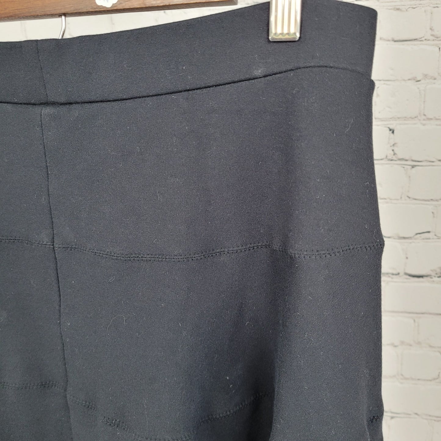 Land's End Black A Line Stretch Knee Length Skirt Size M/P Medium Petite (31x21)
