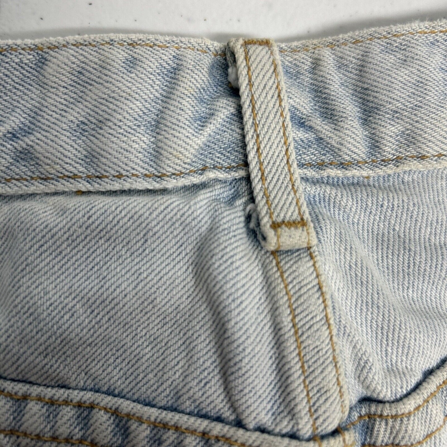 VTG Guess Jeans Authentic Original Design Light Wash Women’s Shorts 29 (28 x 3)