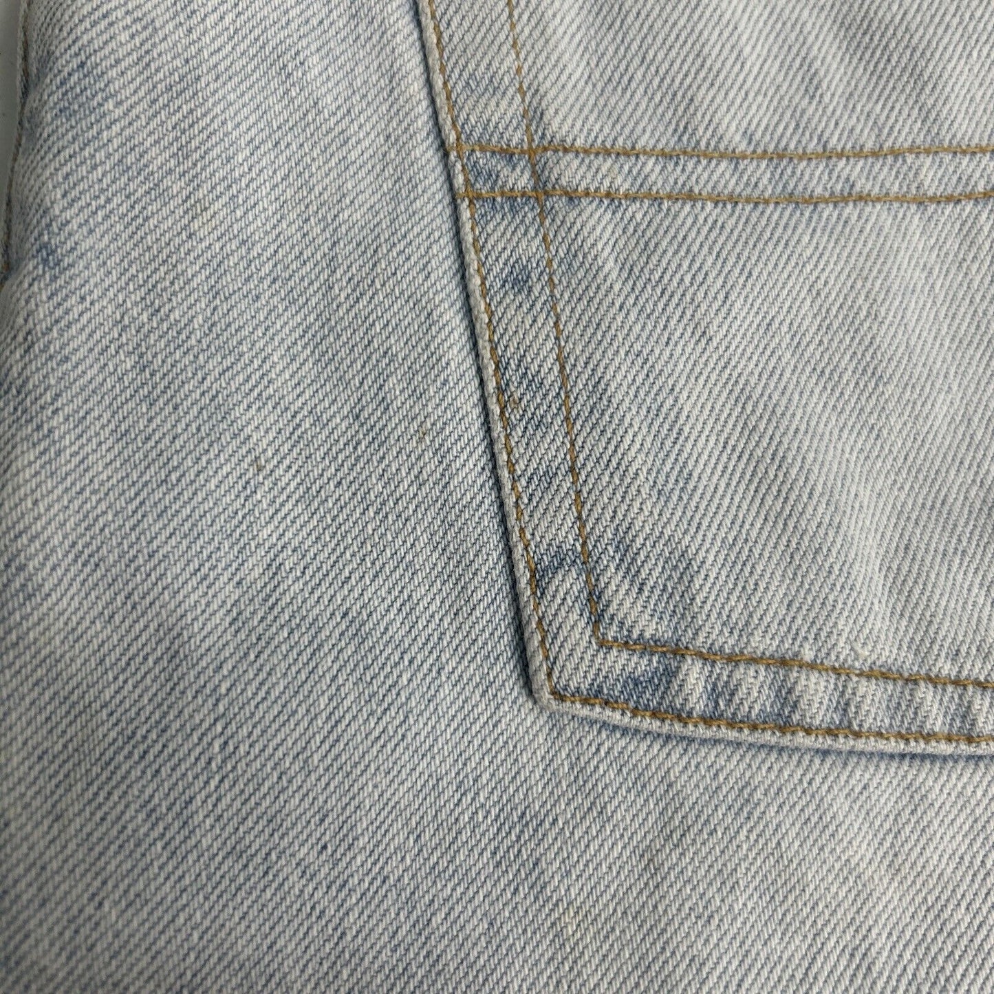 VTG Guess Jeans Authentic Original Design Light Wash Women’s Shorts 29 (28 x 3)