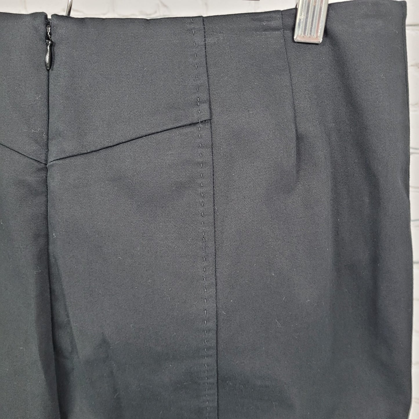 LOFT Black Cotton Stretch Back Slit Zip Closure Straight Skirt Size 8 (31x23)