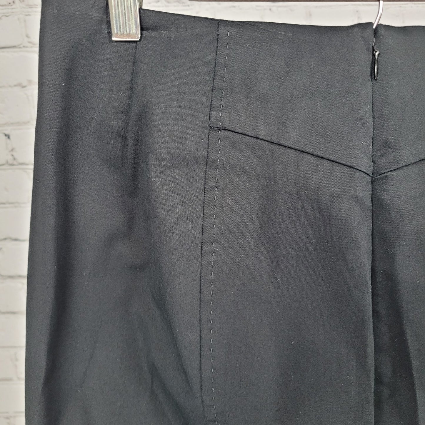 LOFT Black Cotton Stretch Back Slit Zip Closure Straight Skirt Size 8 (31x23)