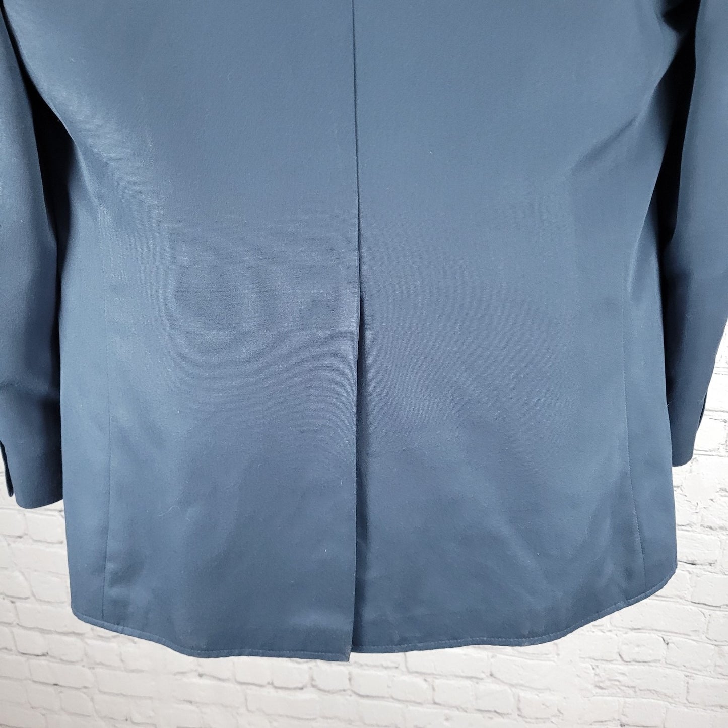 TravelSmith Navy 2 Button Single Vented Notch Blazer Sport Coat Size 38S