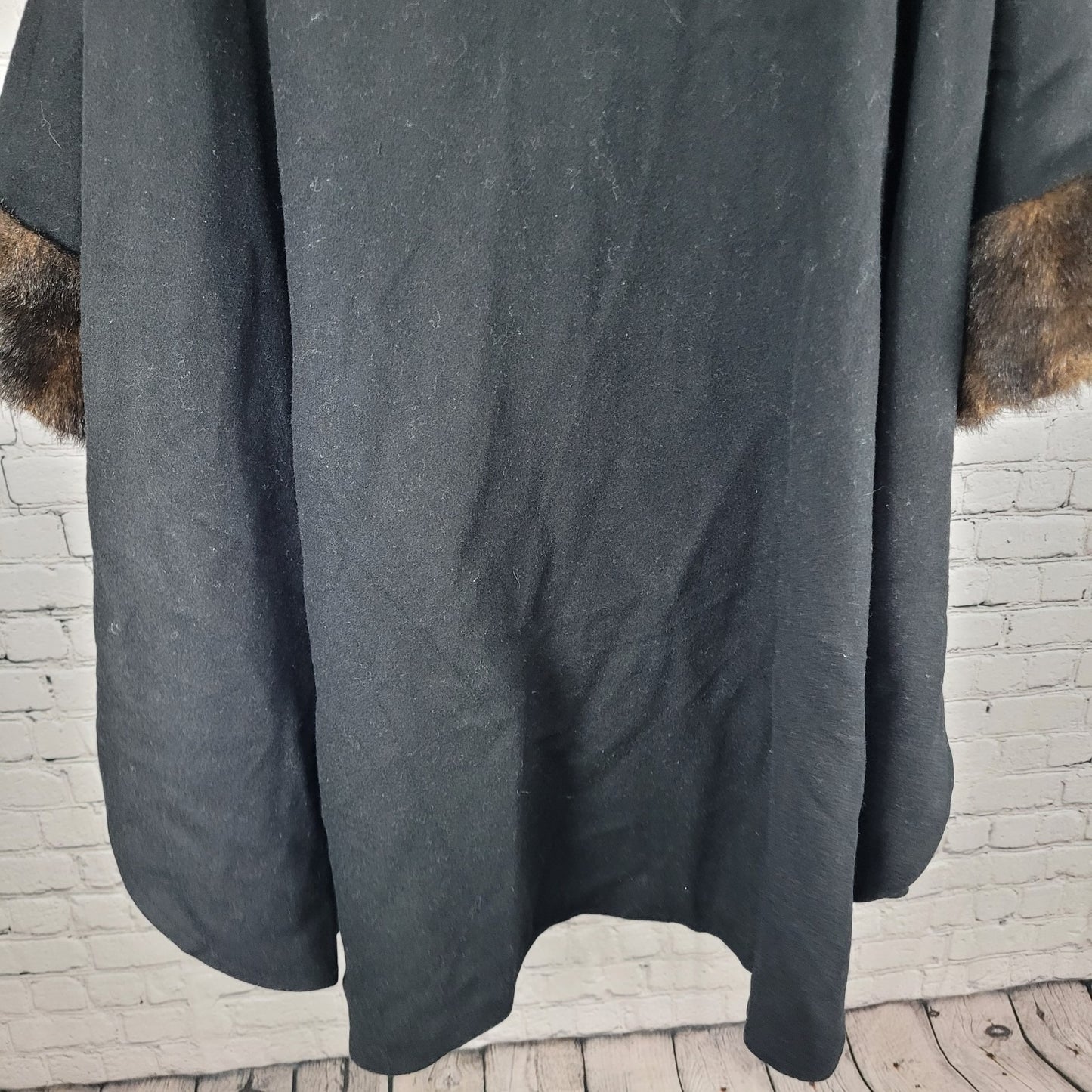Stephanie Mathews Black Faux Fur Trim Hooded Cape Buttoned Over Coat One Size
