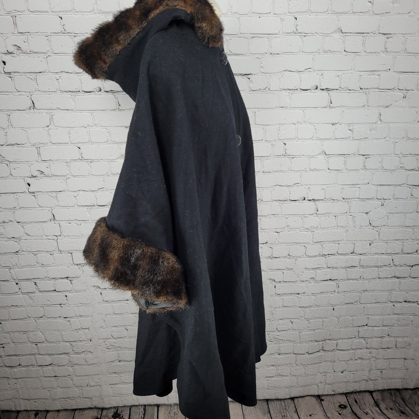 Stephanie Mathews Black Faux Fur Trim Hooded Cape Buttoned Over Coat One Size