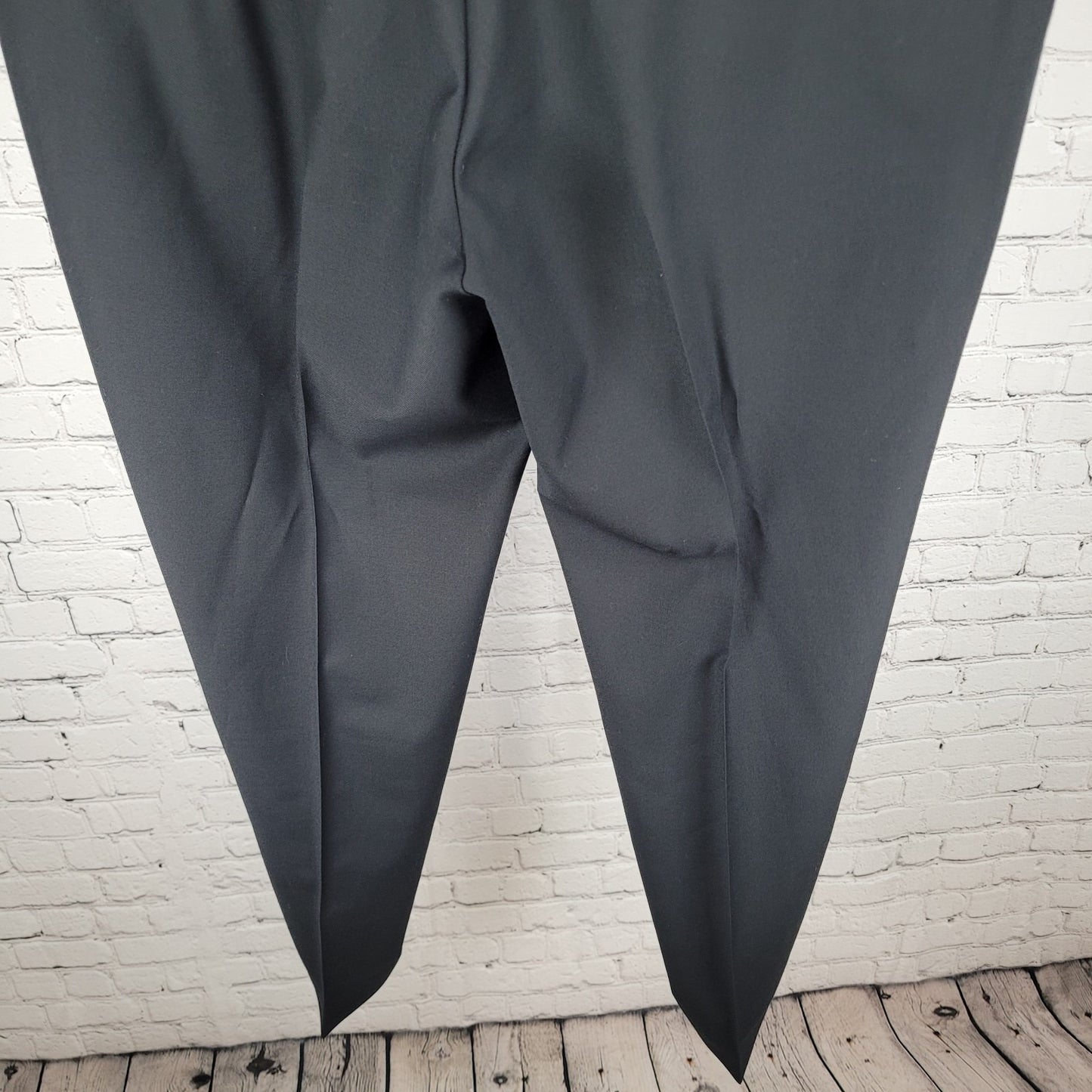 Charles Tyrwhitt Black 100% Wool Classic Fit Dress Pants Size 42R (42x32)