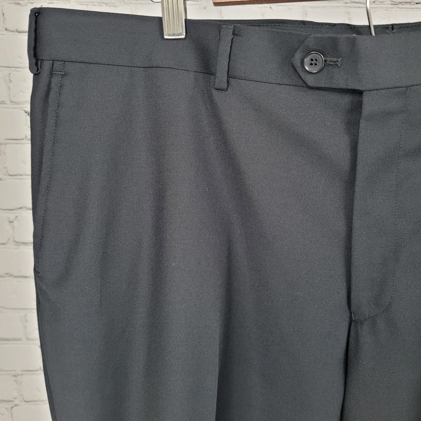 Charles Tyrwhitt Black 100% Wool Classic Fit Dress Pants Size 42R (42x32)