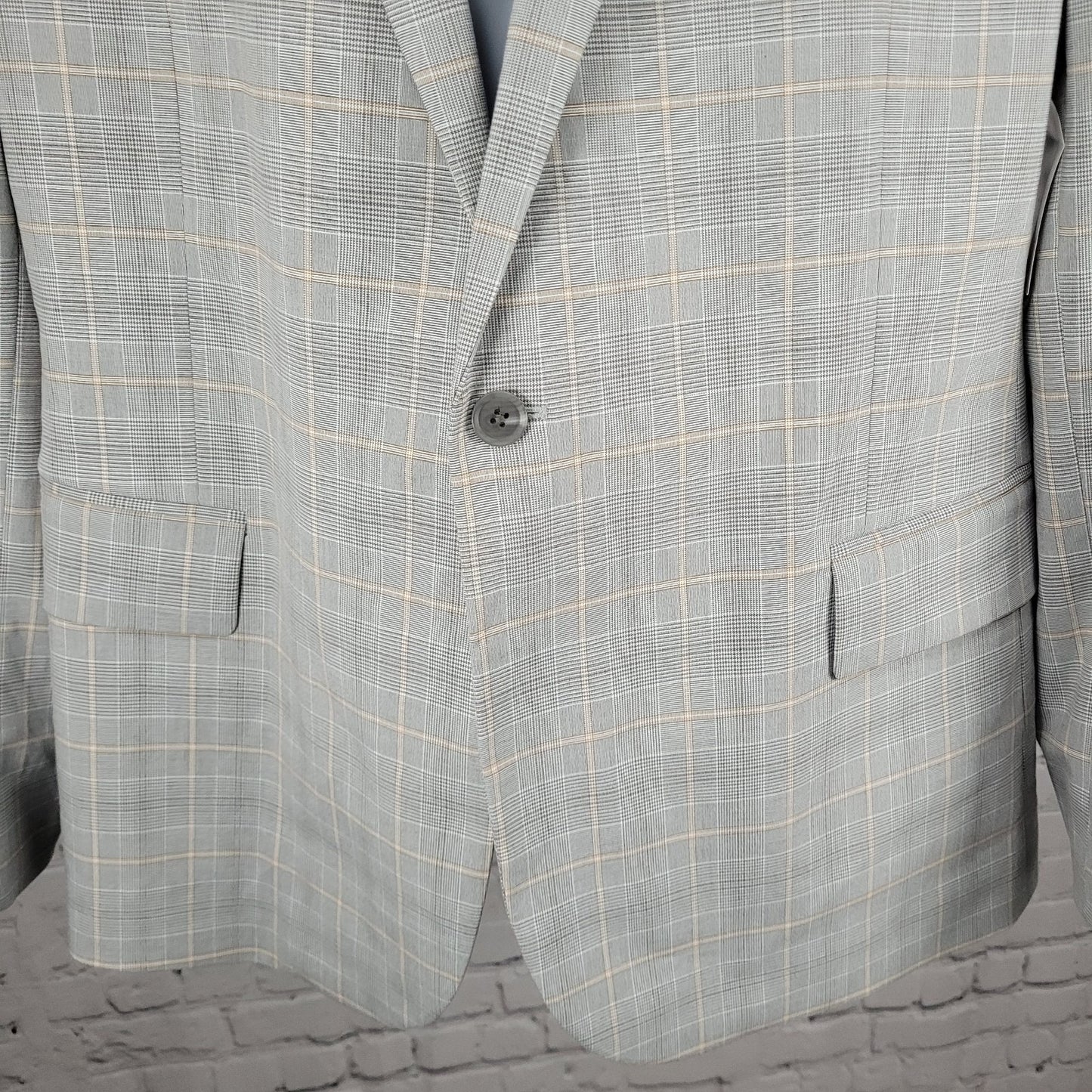 NWT J. Ferrar Gray Tan Plaid Classic Fit 1 Button Blazer Sport Coat Size 46R