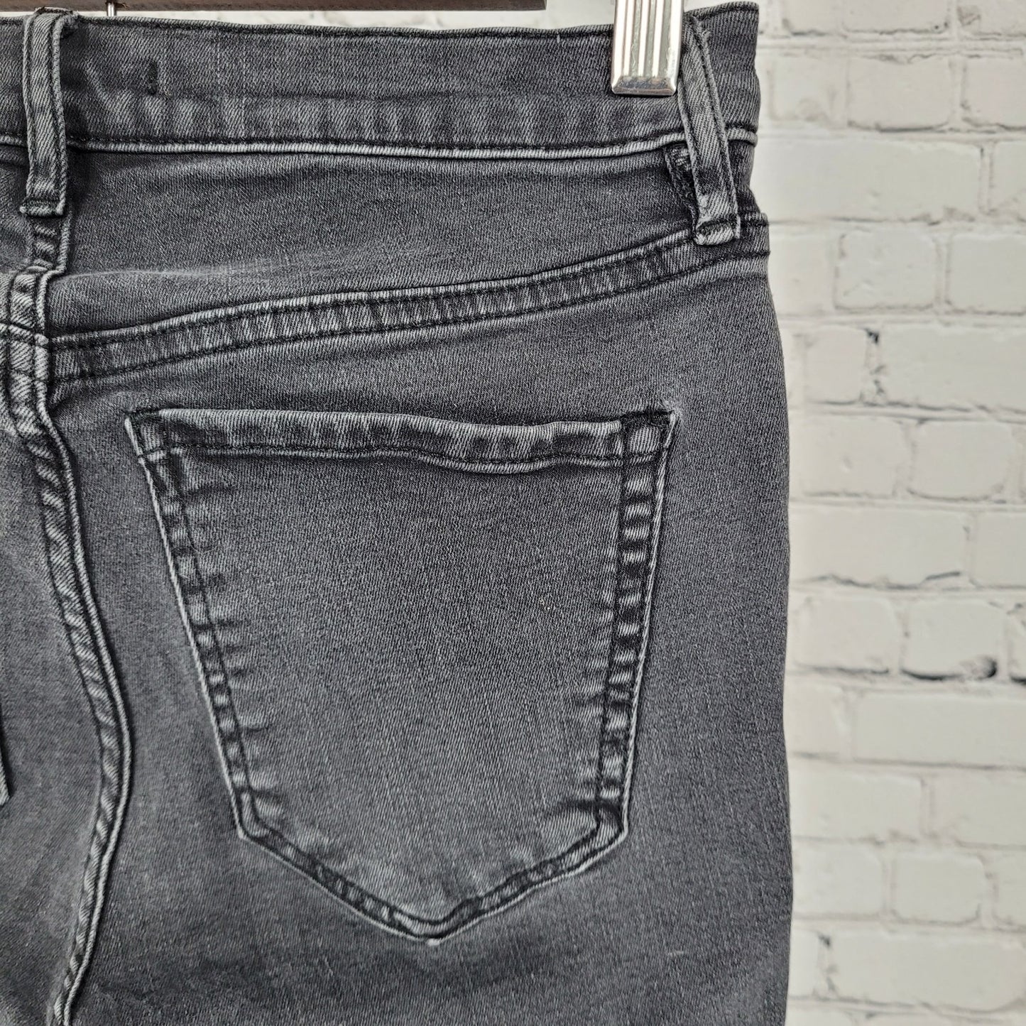 Free People Grey Denim Mid Rise Button Fly Skinny Ankle Jeans Size 27 (26x26.5)