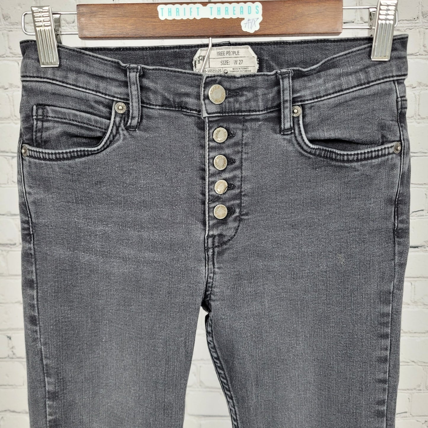 Free People Grey Denim Mid Rise Button Fly Skinny Ankle Jeans Size 27 (26x26.5)