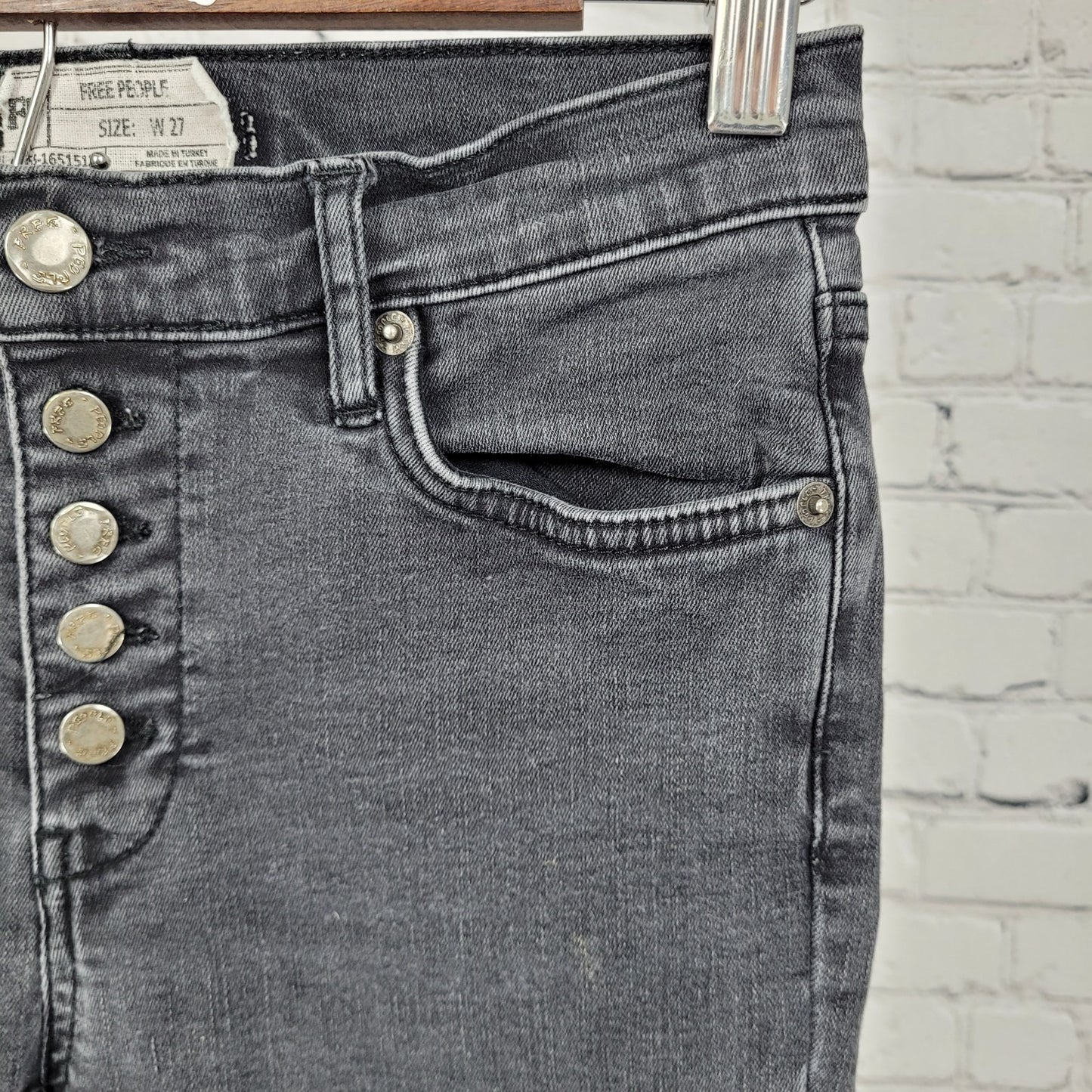 Free People Grey Denim Mid Rise Button Fly Skinny Ankle Jeans Size 27 (26x26.5)