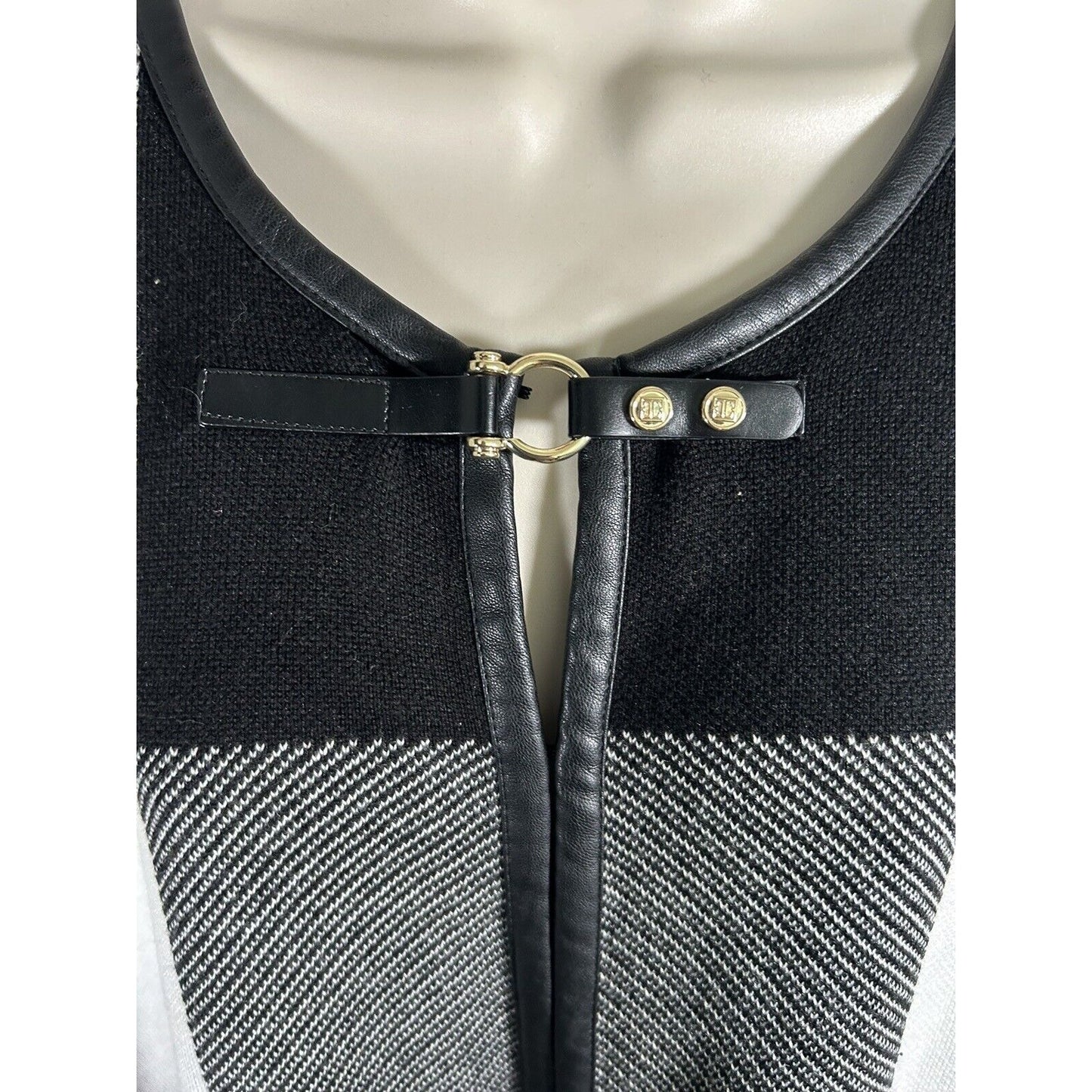 Ivanka Trump Womens Poncho Cape Plaid Black White Vegan Leather Trim Sz Xs/S