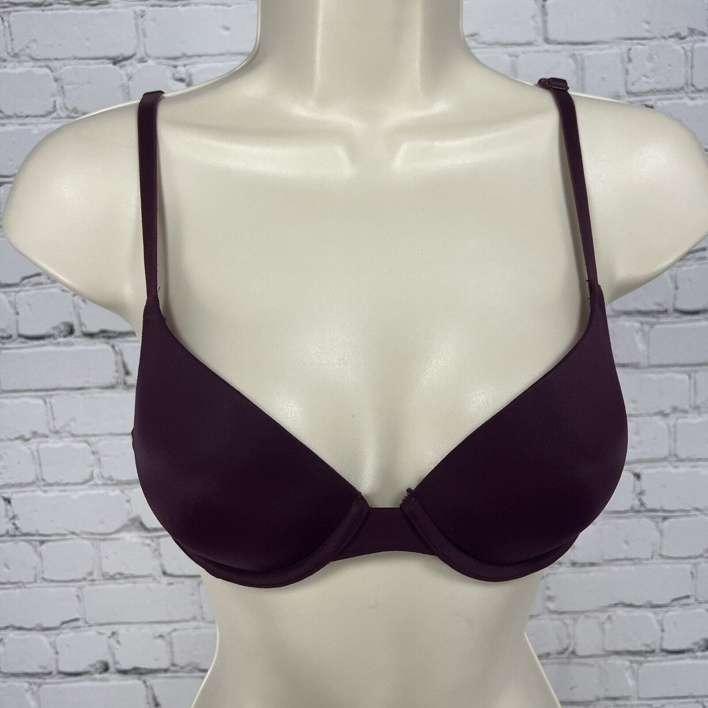 Pink Victoria's Secret Wear Everywhere T-Shirt Lightly Lined Purple Bra 32B