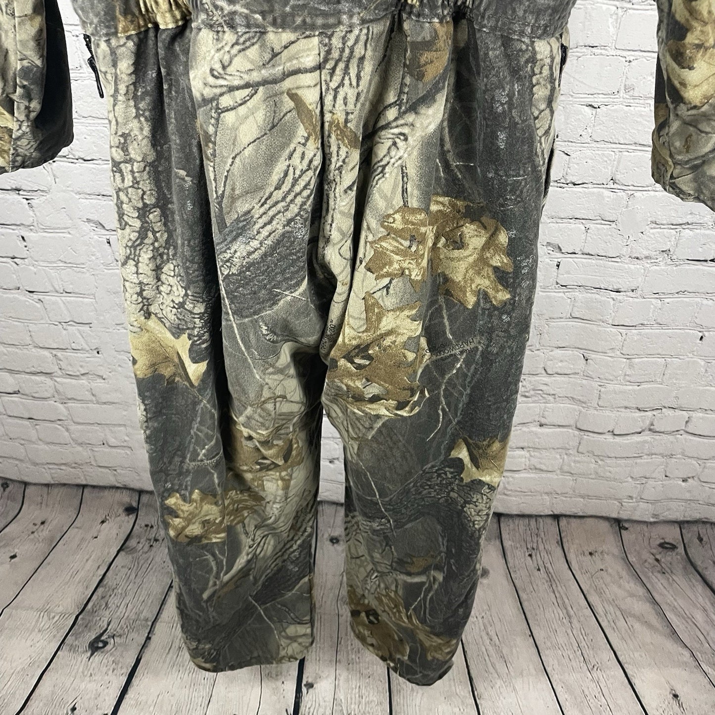 Walls Outdoors Camo Realtree Hardwoods Insulated Coveralls USA Youth Size 20