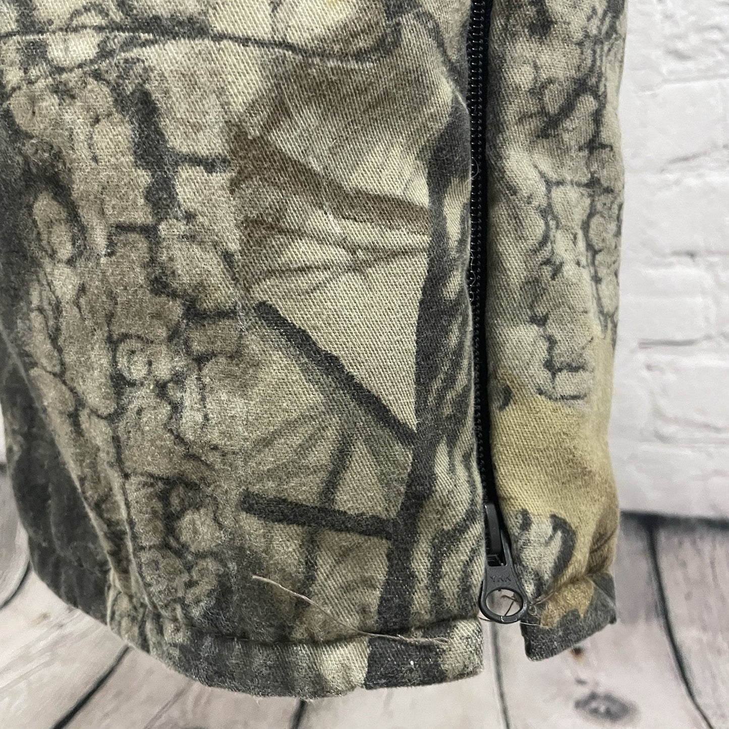 Walls Outdoors Camo Realtree Hardwoods Insulated Coveralls USA Youth Size 20