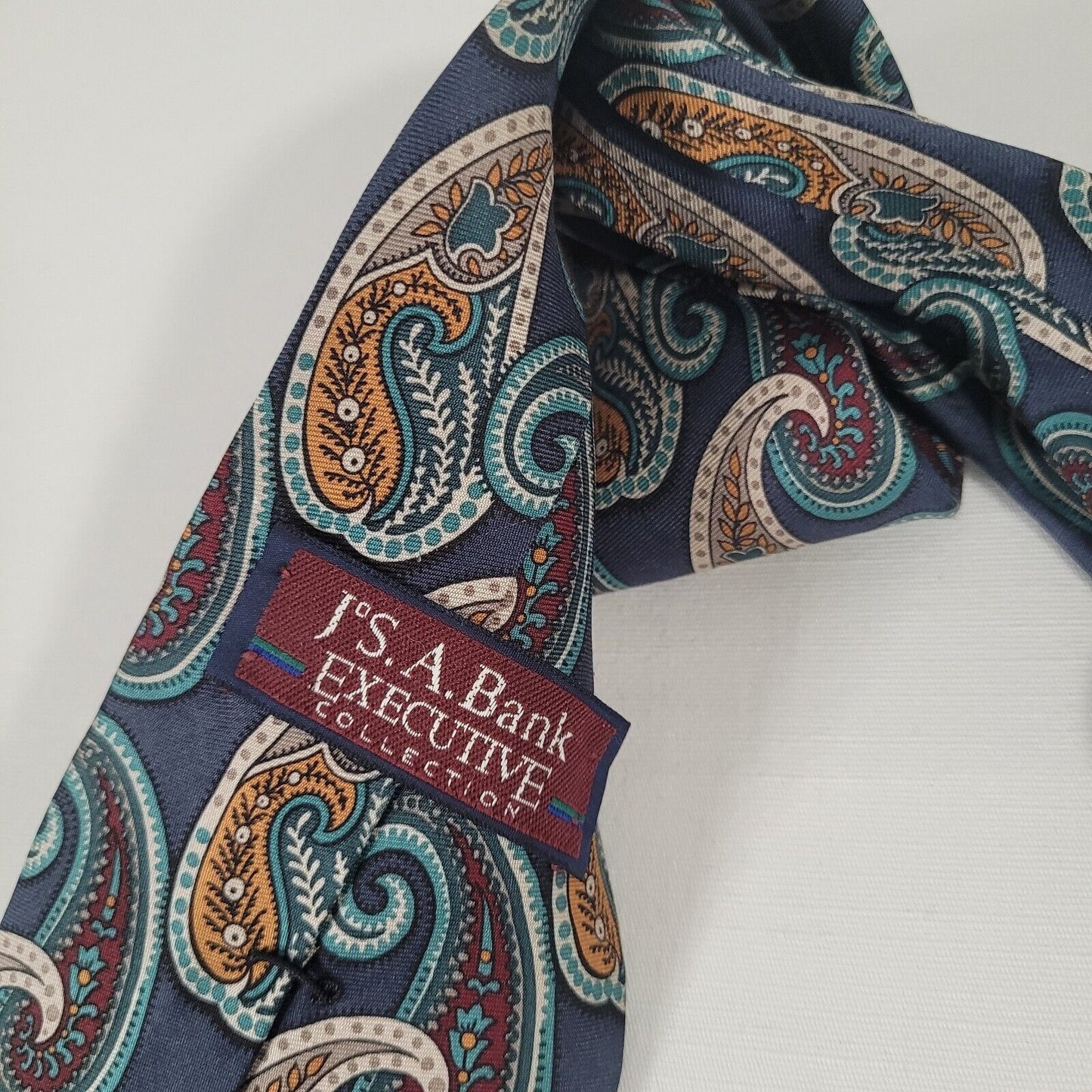 Jos A Bank Executive Collection 100% Silk Paisley Hand Printed Neck Tie 59"x3.5"