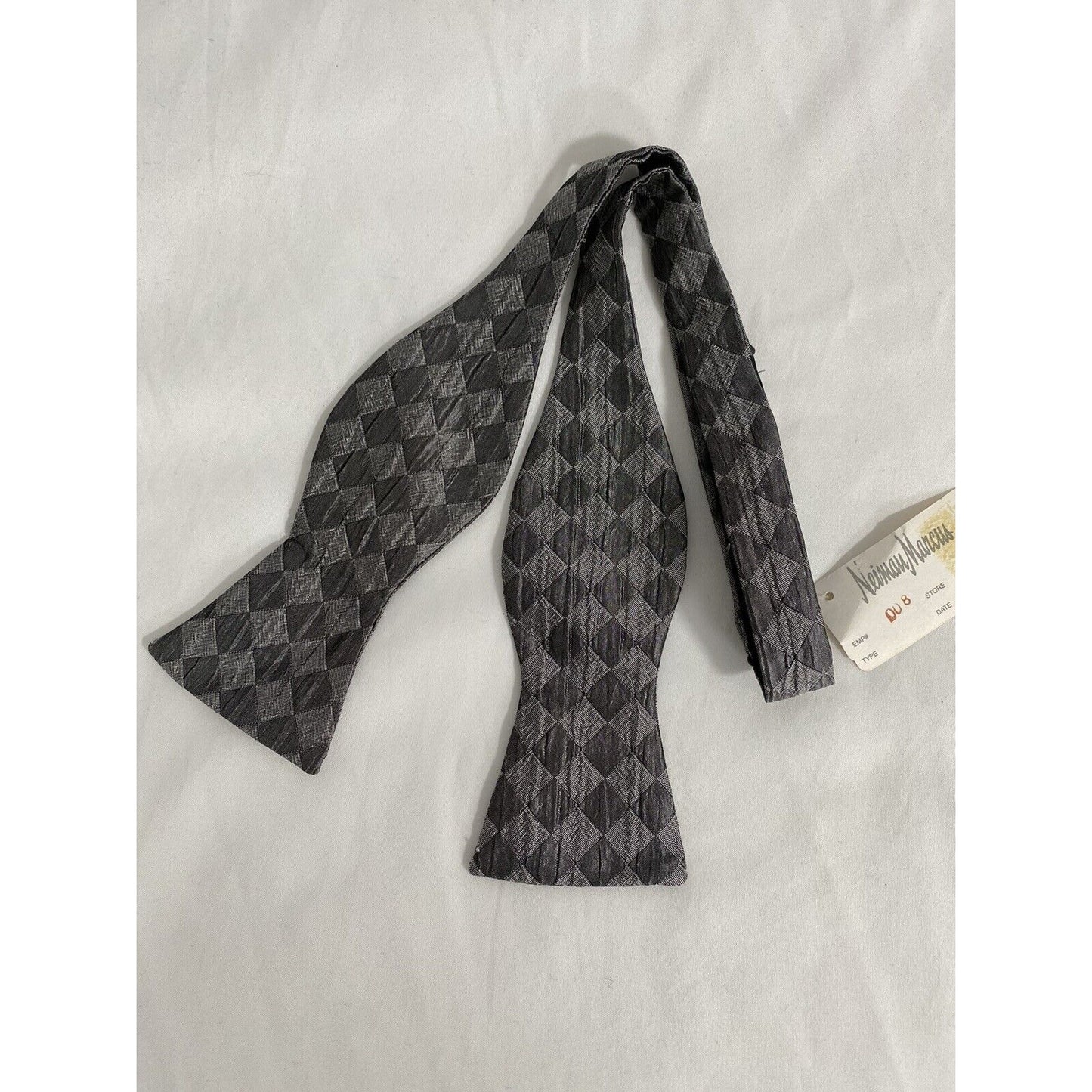VTG NWT Neiman Marcus Dual Tone Gray Checkered All Silk Adjustable Bow Tie